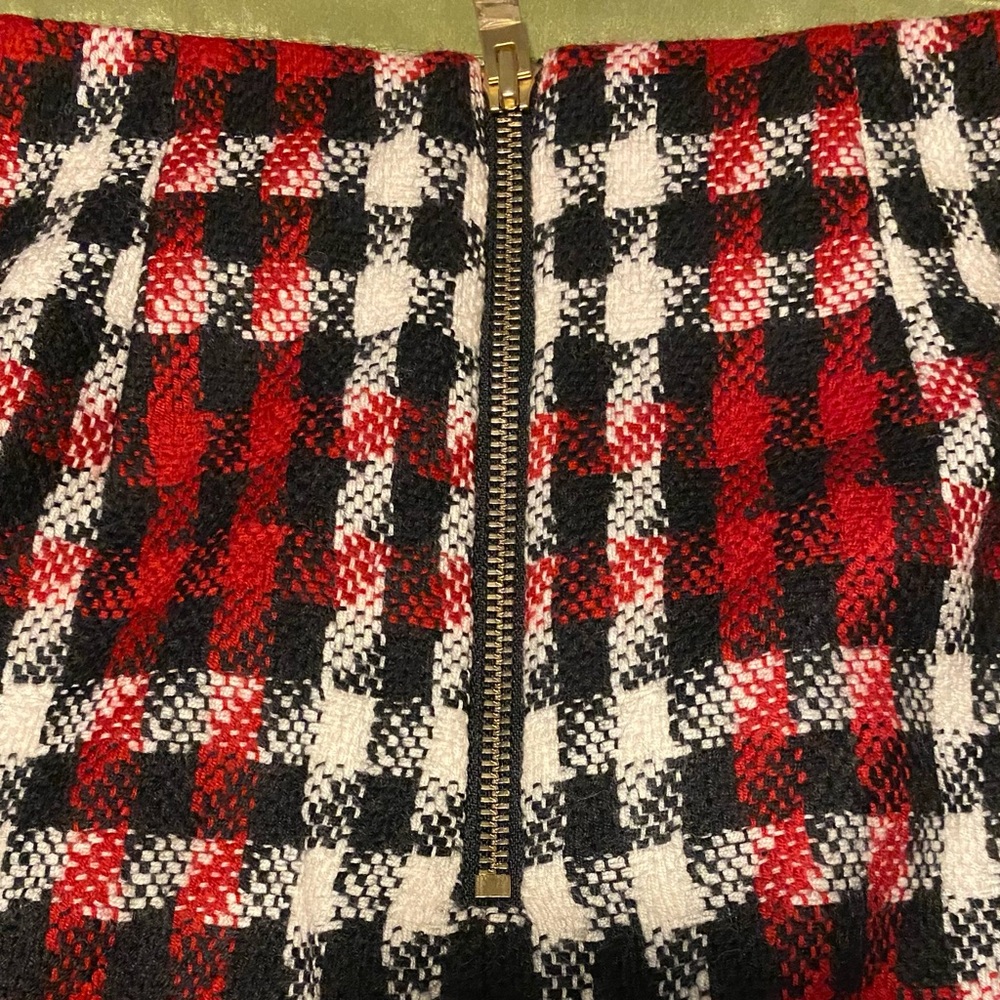 Women’s Talbots Petite Chic Red and Black Plaid Pencil Skirt NWT - Picture 9 of 10